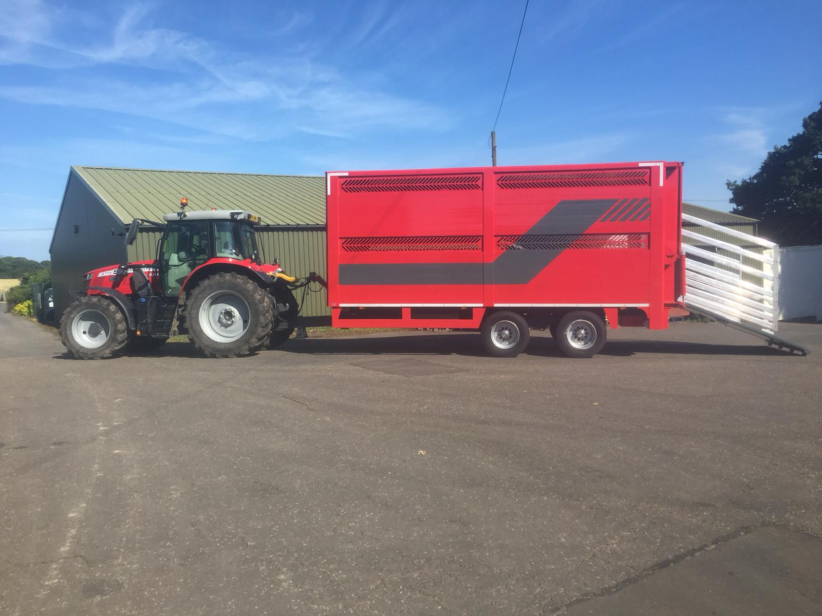 red 2 DECK SHEEP trailer on tractor
